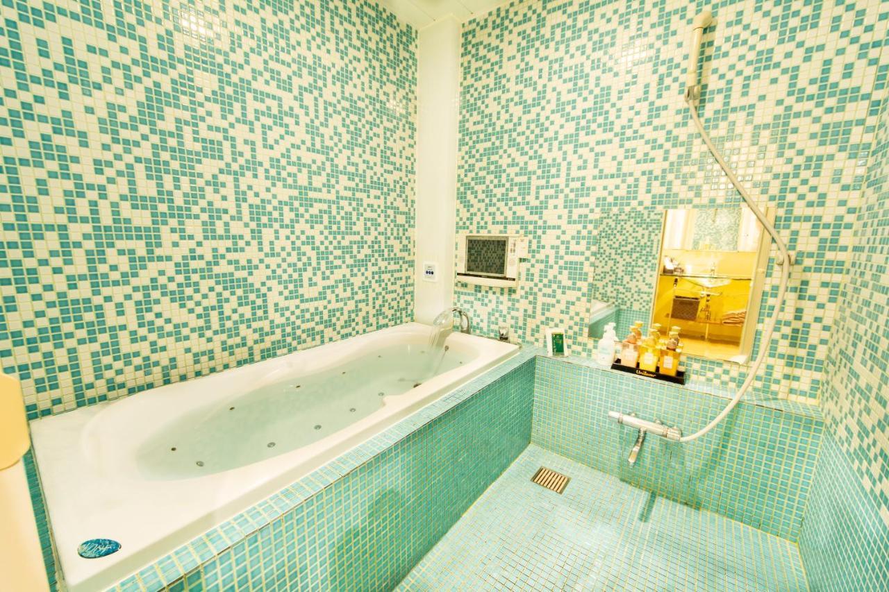 Nagasaki Chapel Coconuts Hotel ＆Resort Isahaya Экстерьер фото