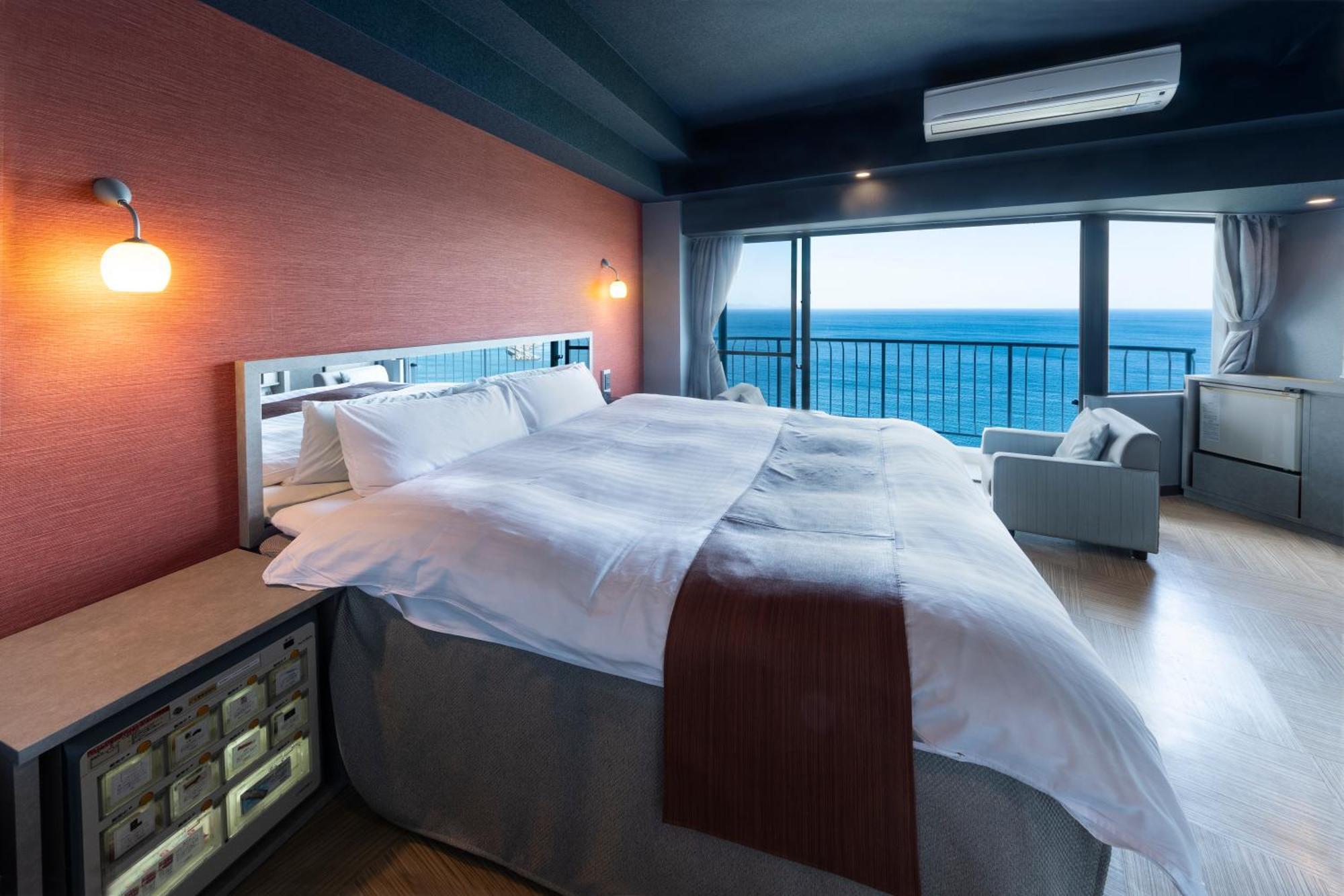 Nagasaki Chapel Coconuts Hotel ＆Resort Isahaya Экстерьер фото