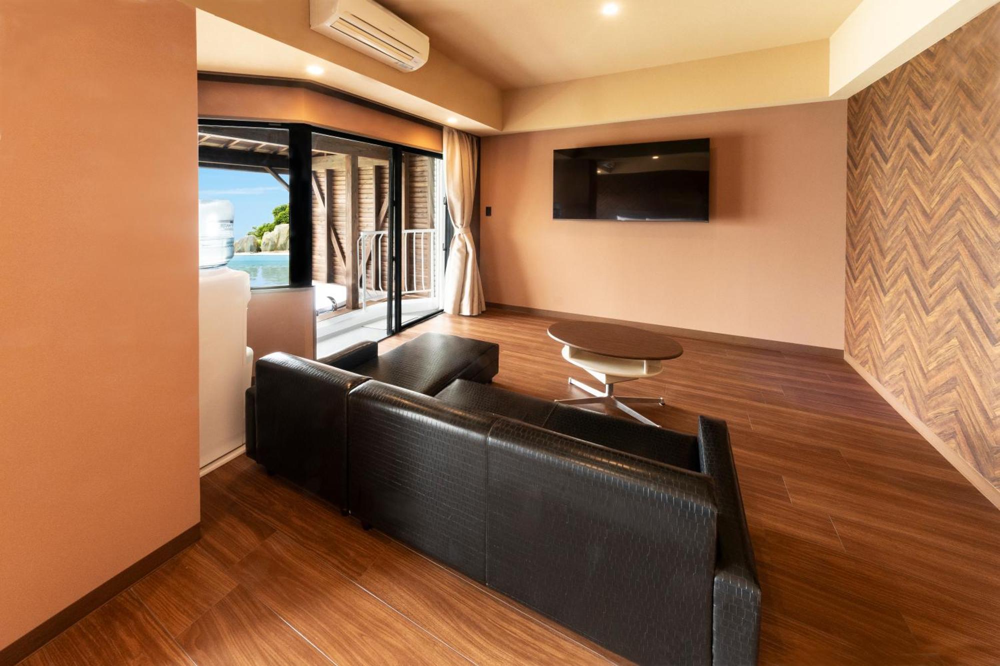 Nagasaki Chapel Coconuts Hotel ＆Resort Isahaya Экстерьер фото