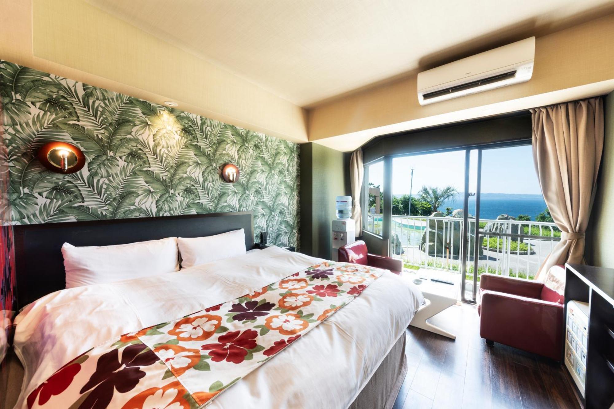 Nagasaki Chapel Coconuts Hotel ＆Resort Isahaya Экстерьер фото