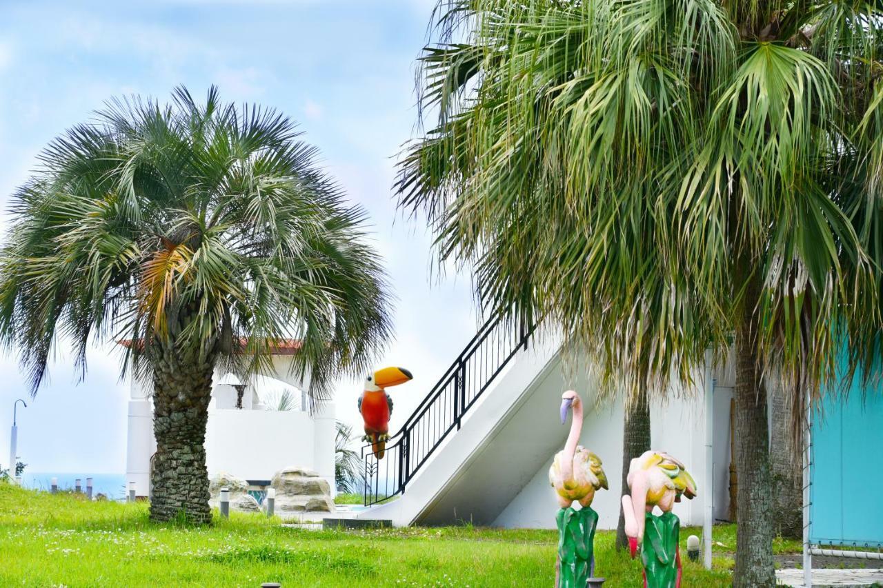 Nagasaki Chapel Coconuts Hotel ＆Resort Isahaya Экстерьер фото